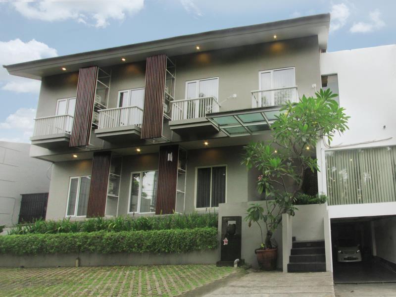 Omah Dasar Hotel จาการ์ตา ภายนอก รูปภาพ