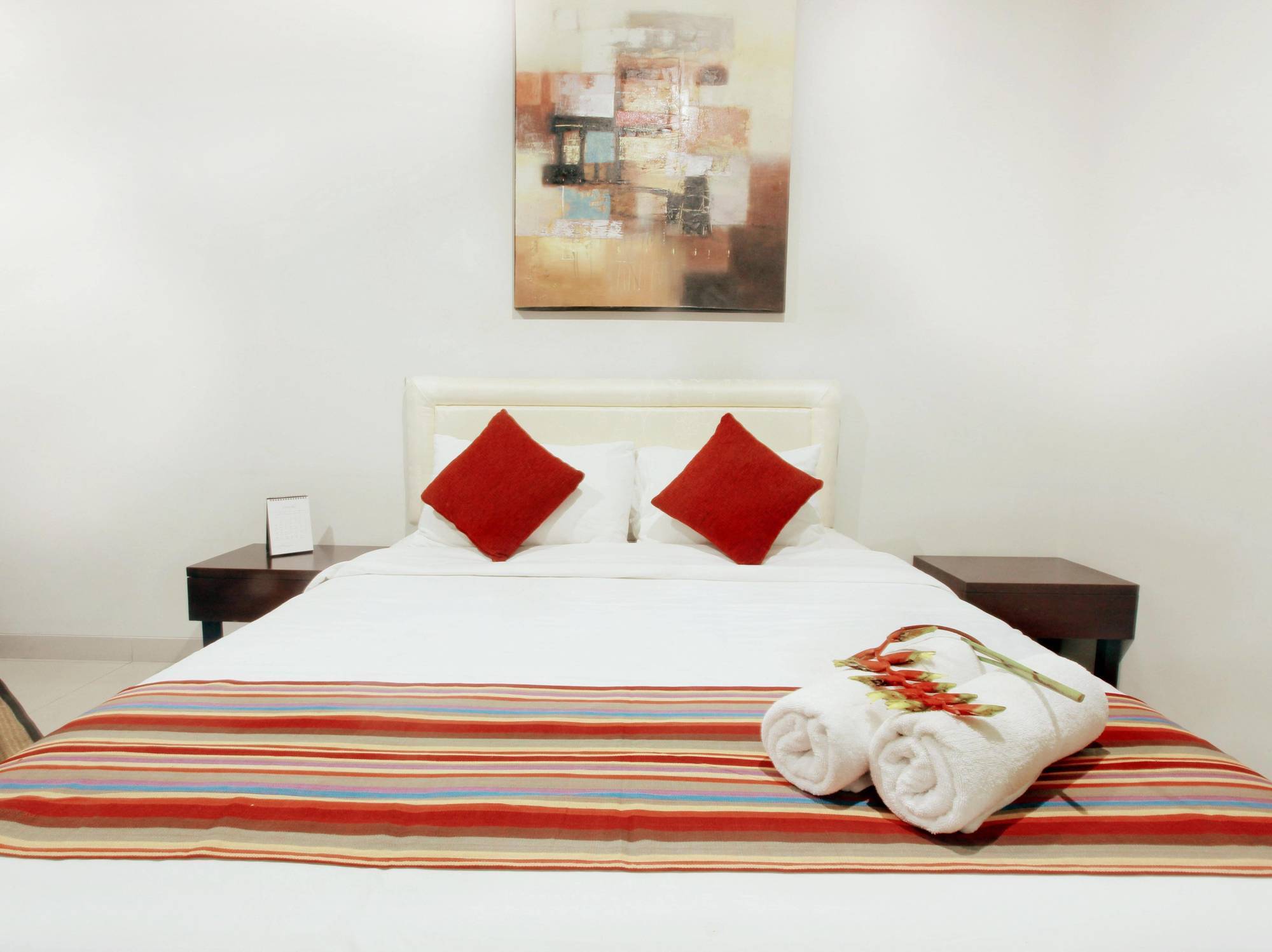 Omah Dasar Hotel จาการ์ตา ภายนอก รูปภาพ